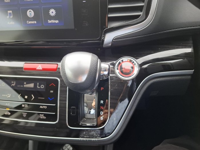 2019 Honda Odyssey VTi-L 5th Gen MY19 Platinum White