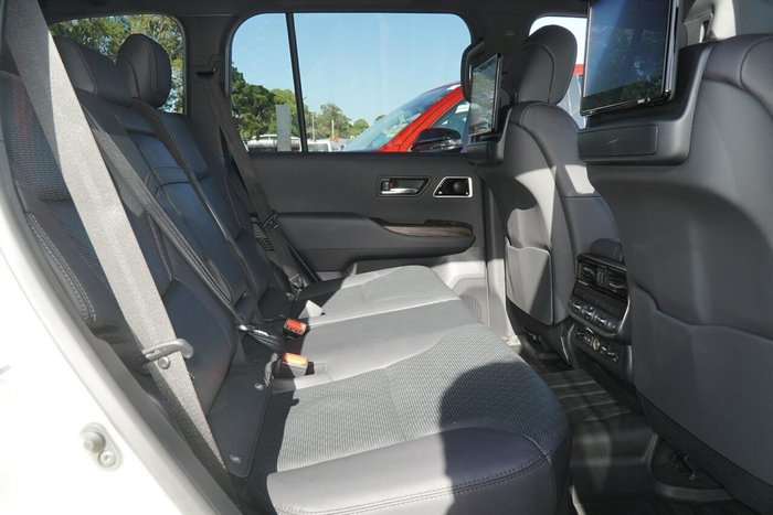 2023 Toyota Landcruiser Sahara