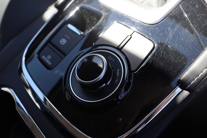 2022 Isuzu MU-X LS-T