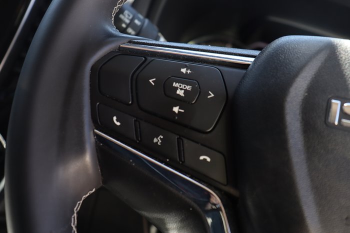 2022 Isuzu MU-X LS-T