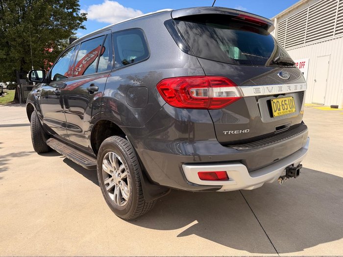 2017 Ford Everest Trend