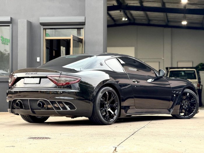 2011 Maserati GranTurismo S MC Sportline M145 Nero Carbonio