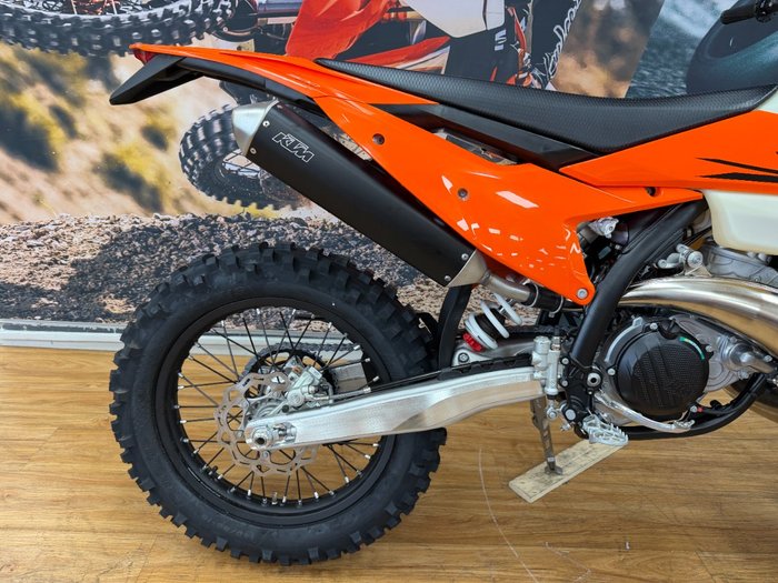 2026 Ktm 300 EXC ENDURO ORANGE