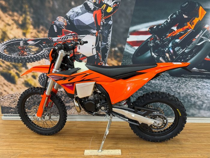 2026 Ktm 300 EXC ENDURO ORANGE