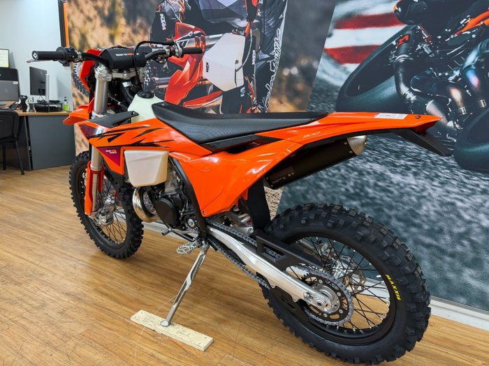 2026 Ktm 300 EXC ENDURO ORANGE