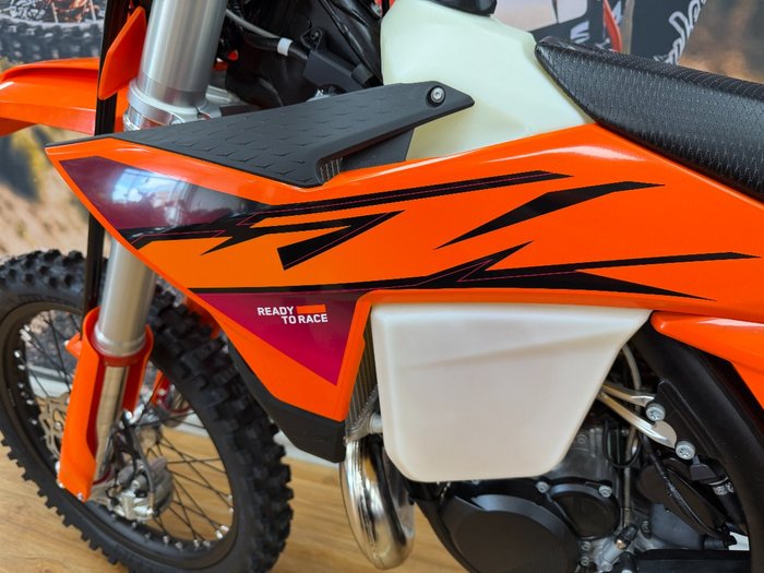 2026 Ktm 300 EXC ENDURO ORANGE