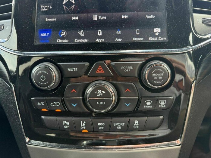 2021 Jeep Grand Cherokee Night Eagle