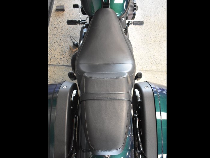 2020 HARLEY-DAVIDSON FLSB SPORT GLIDE