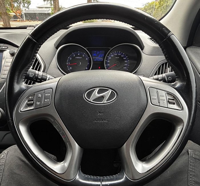 2014 Hyundai ix35 Elite Series II AWD Remington Red