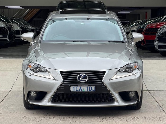 2014 Lexus IS 300h Luxury AVE30R Titanium Silver