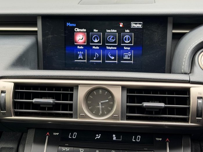 2014 Lexus IS 300h Luxury AVE30R Titanium Silver