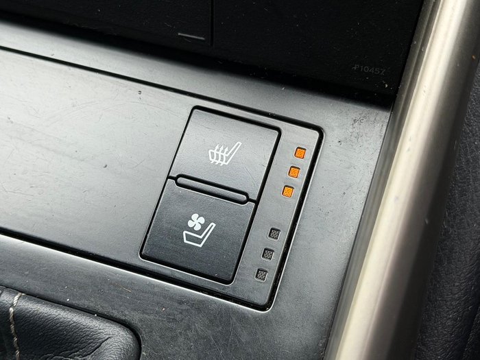 2014 Lexus IS 300h Luxury AVE30R Titanium Silver