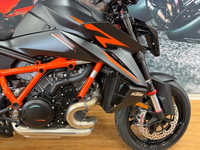 2025 Ktm 1390 SUPER DUKE R BLUE