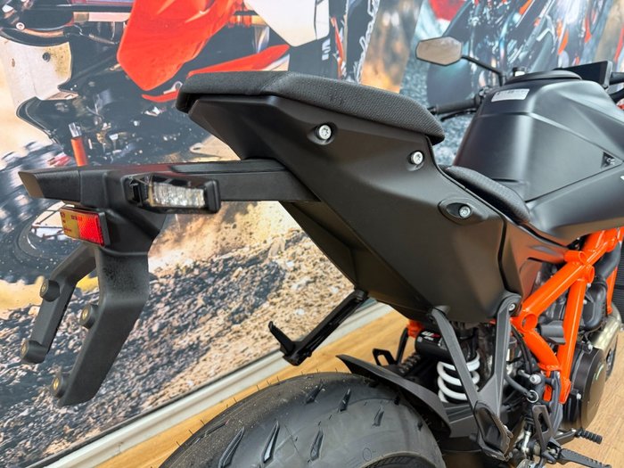 2025 Ktm 1390 SUPER DUKE R BLUE