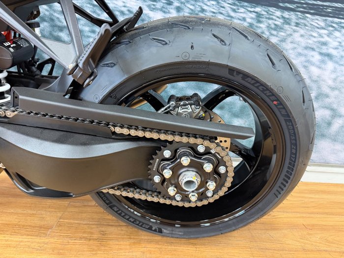 2025 Ktm 1390 SUPER DUKE R BLUE