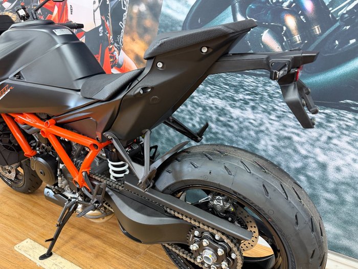 2025 Ktm 1390 SUPER DUKE R BLUE