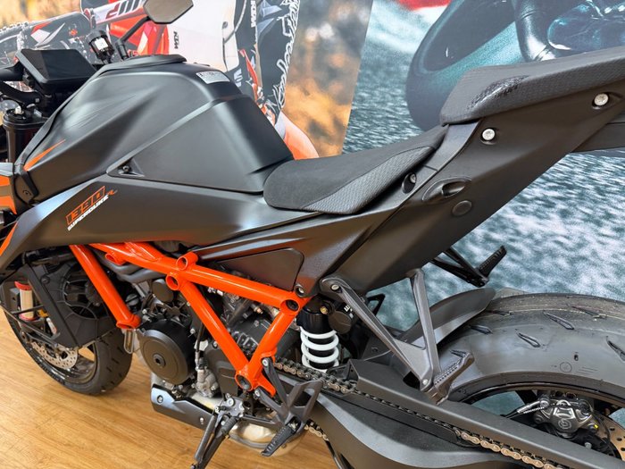 2025 Ktm 1390 SUPER DUKE R BLUE