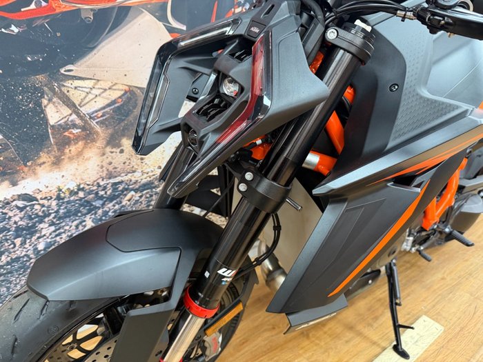 2025 Ktm 1390 SUPER DUKE R BLUE