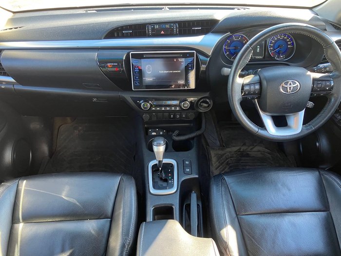 2020 Toyota Hilux SR5