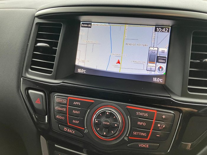 2018 Nissan Pathfinder ST-L