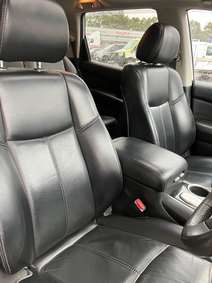 2018 Nissan Pathfinder ST-L