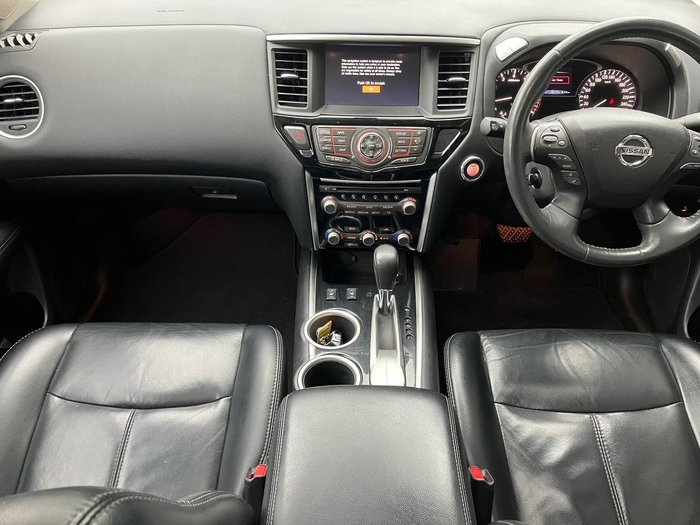 2018 Nissan Pathfinder ST-L