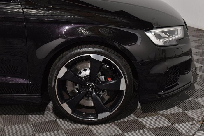 2020 Audi RS3 Carbon Edition