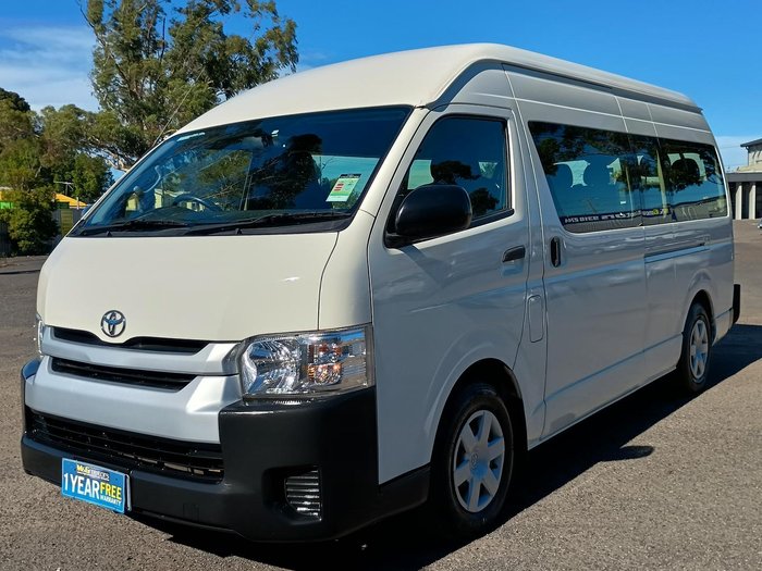 2005 Toyota Hiace Commuter TRH223R French Vanilla