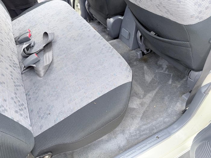 2003 Toyota Hilux SR5 KZN165R MY02 4X4 Dual Range French Vanilla