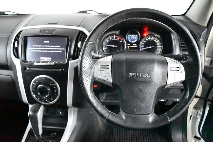 2020 Isuzu MU-X LS-T