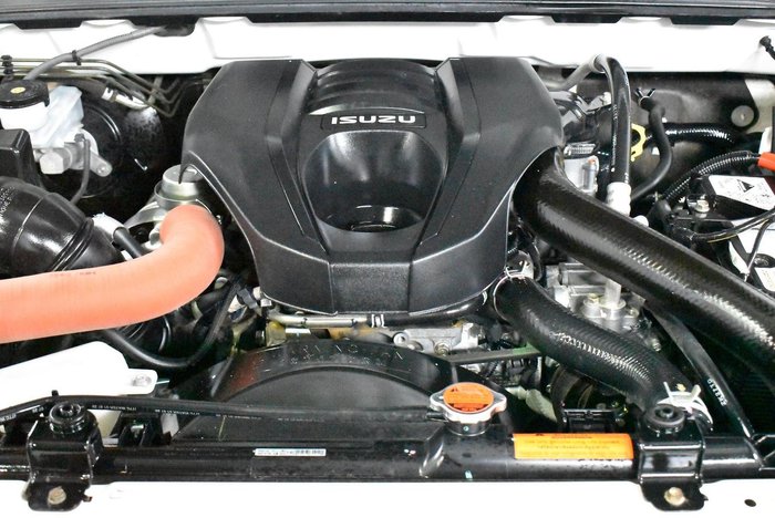 2020 Isuzu MU-X LS-T