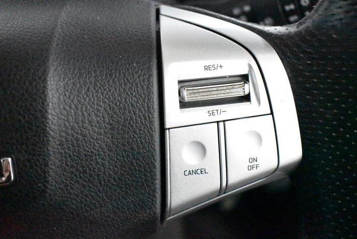 2020 Isuzu MU-X LS-T
