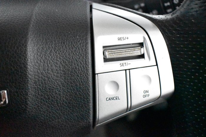 2020 Isuzu MU-X LS-T