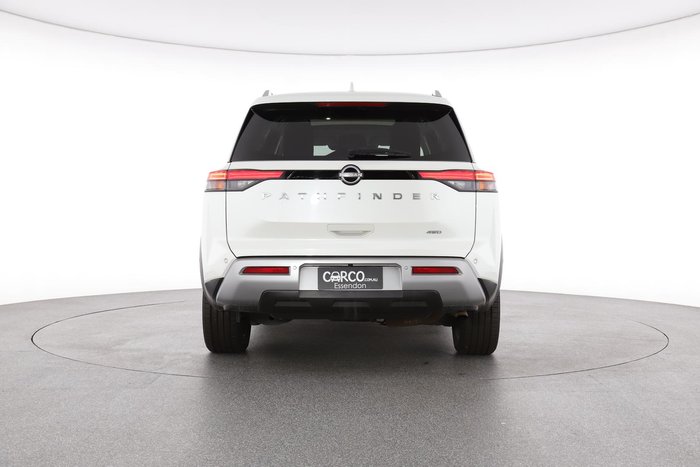 2022 Nissan Pathfinder Ti-L