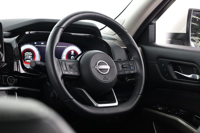 2022 Nissan Pathfinder Ti-L