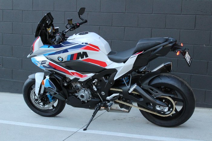 2025 BMW M 1000 XR