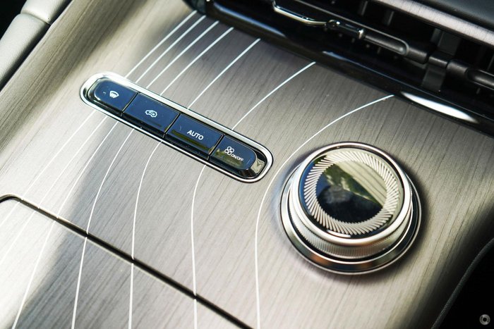 2026 Geely Starray EM-i Inspire