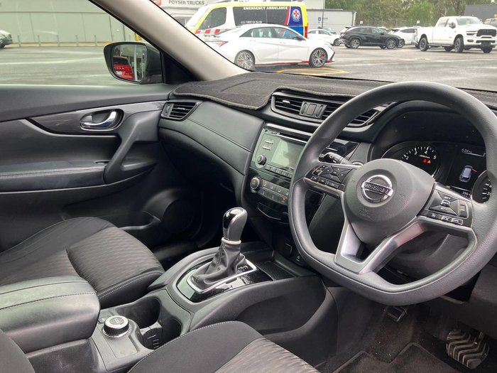 2017 Nissan X-TRAIL ST