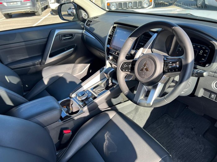 2024 Mitsubishi Pajero Sport Exceed