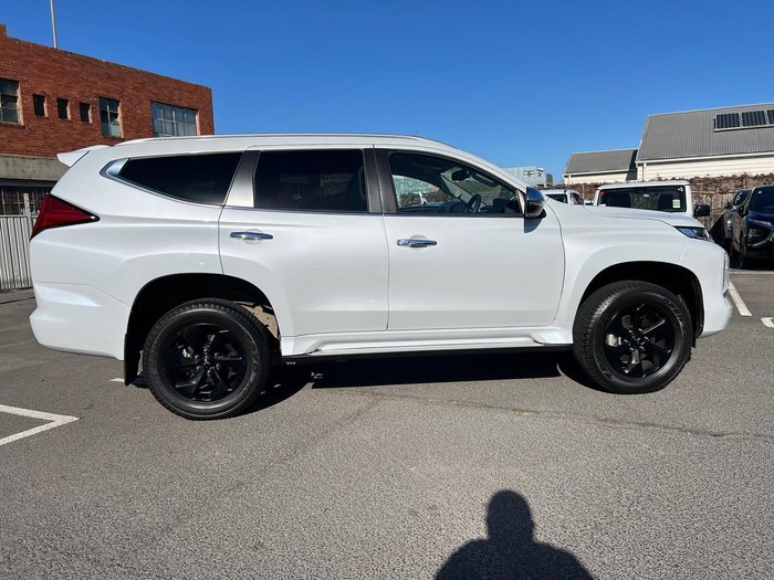 2024 Mitsubishi Pajero Sport Exceed