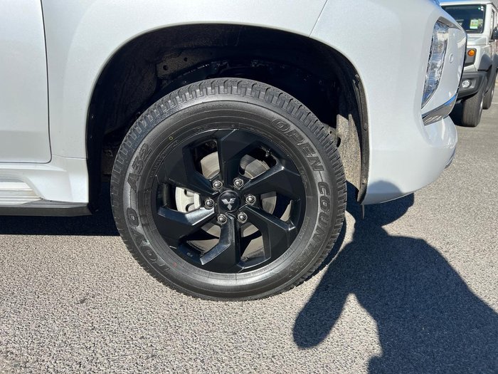 2024 Mitsubishi Pajero Sport Exceed