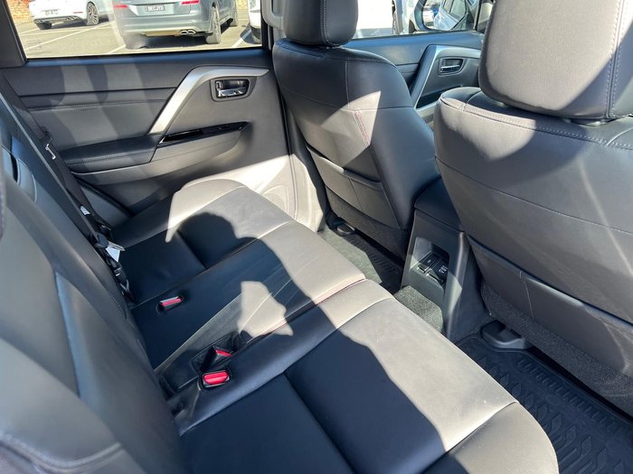 2024 Mitsubishi Pajero Sport Exceed