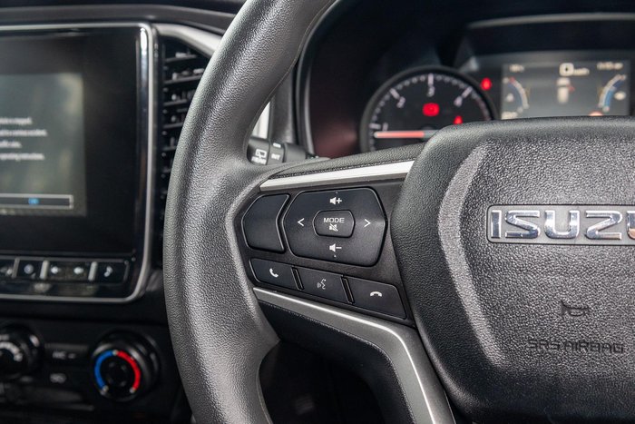 2024 Isuzu MU-X LS-M