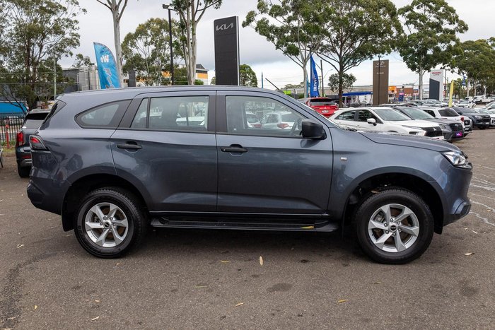 2024 Isuzu MU-X LS-M