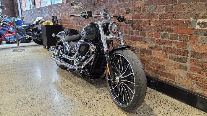 Harley-Davidson Breakout 117 (FXBR) Softail