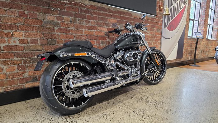 Harley-Davidson Breakout 117 (FXBR) Softail