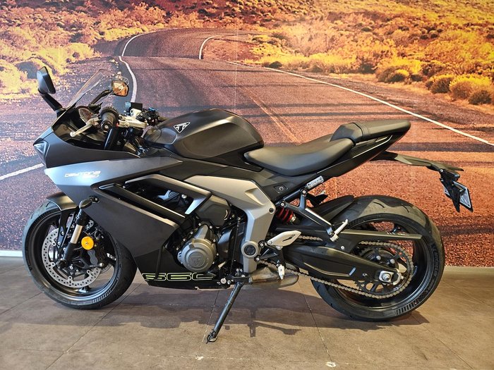 2024 Triumph Daytona 660 LAMS Daytona