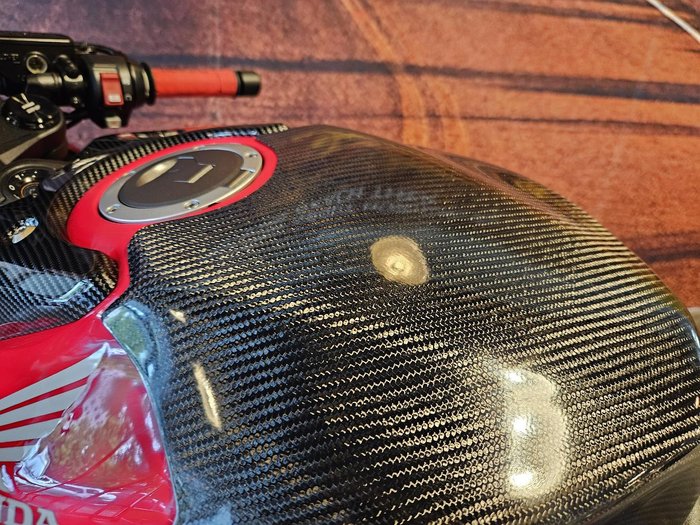 2025 Honda CBR650R E-Clutch CBR 650 Red