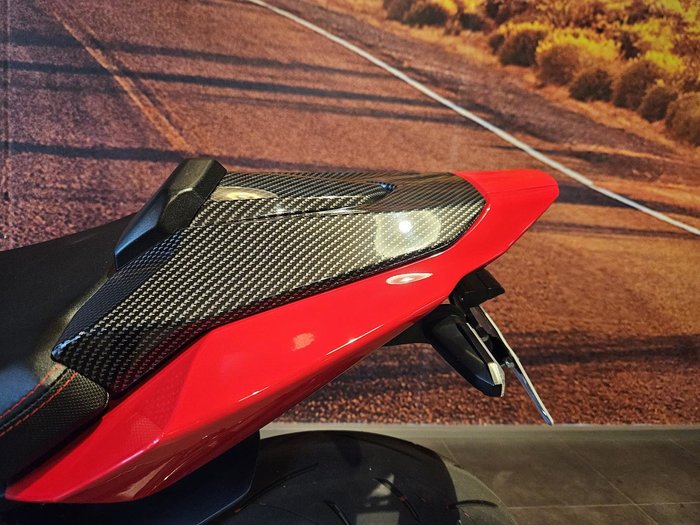 2025 Honda CBR650R E-Clutch CBR 650 Red