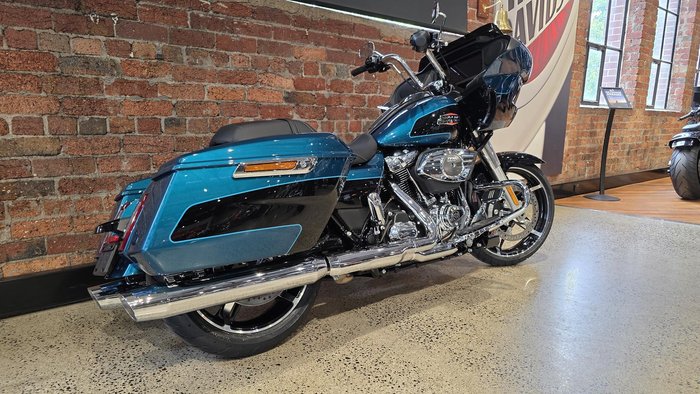 Harley-Davidson Road Glide 117 (FLTRX) Touring